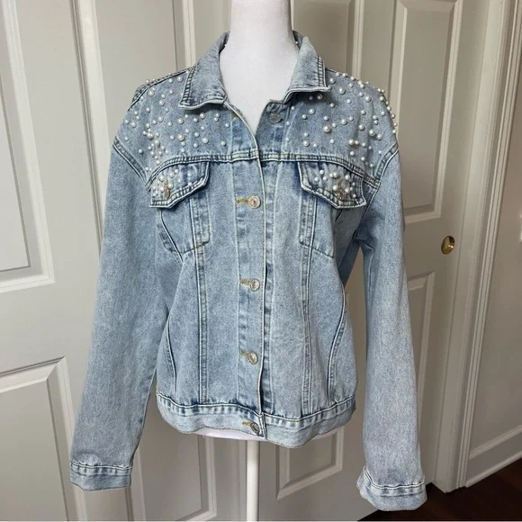 Pearl Embellished Denim Jean Jacket Button Front Long Sleeve Light Blue Wash - Picture 2 of 16